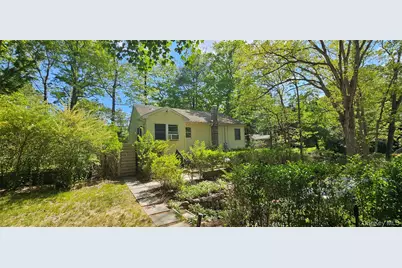 176 Maple Avenue, Flanders, NY 11901 - Photo 2