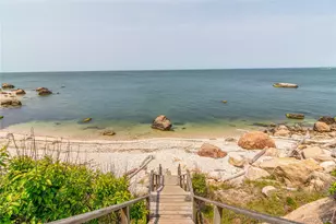 1850 Rocky Point Rd, East Marion, NY 11939 - Photo 22