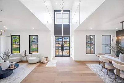 8 Schoolhouse Road, Levittown, NY 11756 - Photo 2