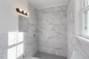 226 Glen Cove Ave, Glen Cove, NY 11542 - Photo 4