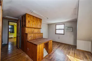 54 31st St, Copiague, NY 11726 - Photo 24