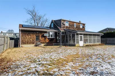 54 31st Street, Copiague, NY 11726 - Photo 32