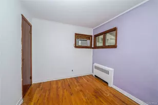 54 31st St, Copiague, NY 11726 - Photo 18