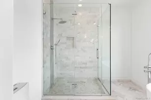 24 Midway St, Babylon, NY 11702 - Photo 34