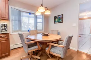 14 Hills Park Ln, Smithtown, NY 11787 - Photo 18