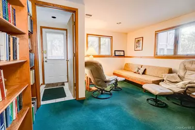 14 Hills Park Lane, Smithtown, NY 11787 - Photo 34