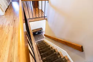 14 Hills Park Ln, Smithtown, NY 11787 - Photo 32