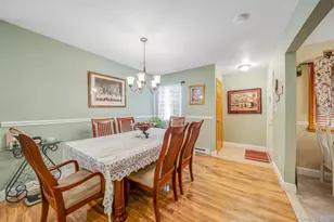 1107 Cabot Ct N, Saint James, NY 11780 - Photo 12