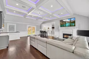 200 S Bedford Rd, Chappaqua, NY 10514 - Photo 10