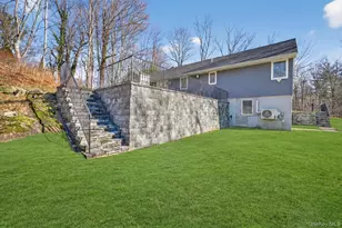 200 S Bedford Rd, Chappaqua, NY 10514 - Photo 34