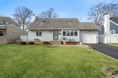 220 Belvedere Drive, Massapequa Park, NY 11762 - Photo 2