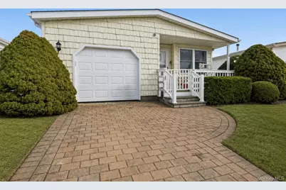 54 Dogwood Lane, Manorville, NY 11949 - Photo 1