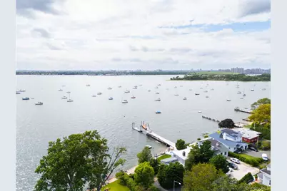 98 Hawkins Street, Bronx, NY 10464 - Photo 26