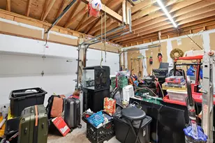 4 Cottage Ct, Middle Island, NY 11953 - Photo 10