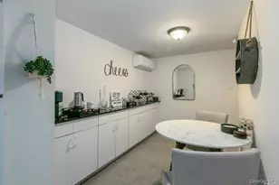 250 N Rutherford Ave, Massapequa, NY 11758 - Photo 18