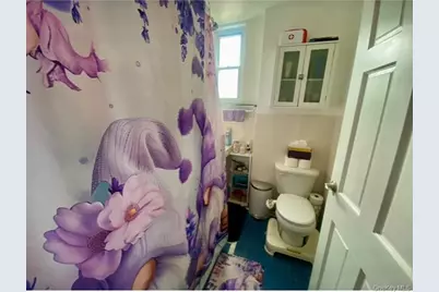 18905 Crocheron Avenue, Flushing, NY 11358 - Photo 16