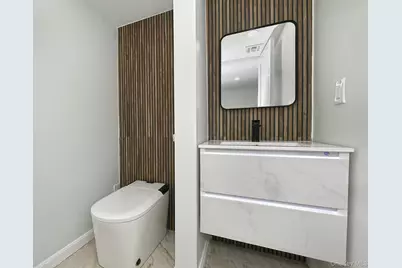 45 Crown Avenue, Huntington, NY 11743 - Photo 14