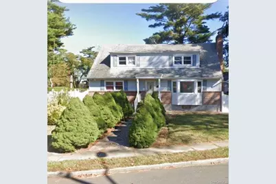 1 Pennsylvania Avenue, Brentwood, NY 11717 - Photo 1