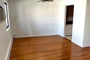 2401 Cherry Hill Dr, Poughkeepsie, NY 12603 - Photo 4