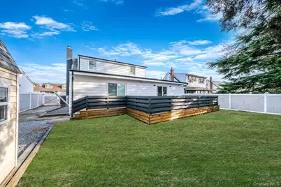 73 Midwood Avenue, Farmingdale, NY 11735 - Photo 28