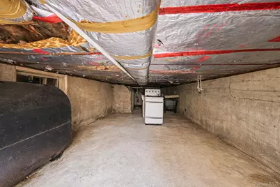 73 Midwood Avenue, Farmingdale, NY 11735 - Photo 24