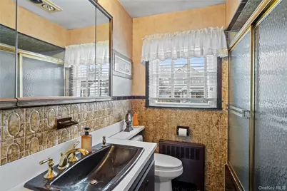 2298 Cleveland Street, North Bellmore, NY 11710 - Photo 14