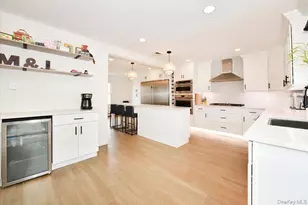 5 Mary Lu Dr, Holtsville, NY 11742 - Photo 12