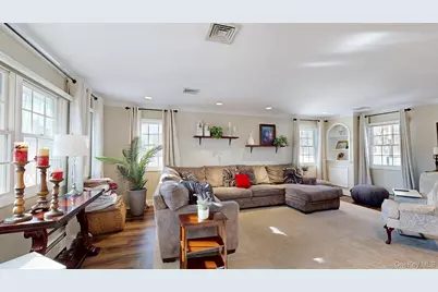 6 Bea Street, Lake Grove, NY 11755 - Photo 22