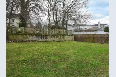 12 2nd Avenue, Port Washington, NY 11050 - Photo 24