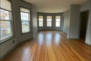 89 S Cherry St, Poughkeepsie, NY 12601 - Photo 2