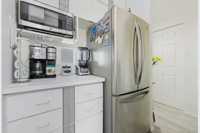 2 Richmond Road #5E, Long Beach, NY 11561 - Photo 8