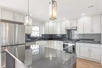 21 Norman Avenue, Amityville, NY 11701 - Photo 18