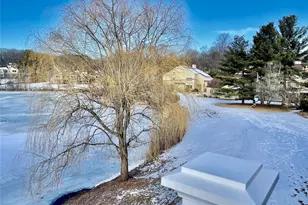 903 Oakridge Common, South Salem, NY 10590 - Photo 8