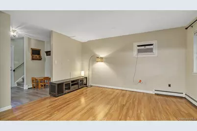 3 Altamont Avenue, Sea Cliff, NY 11579 - Photo 8