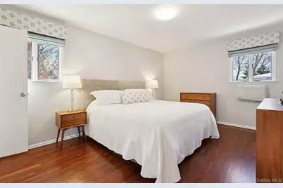 32 Allan Lane, Mount Kisco, NY 10549 - Photo 14