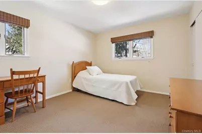 32 Allan Lane, Mount Kisco, NY 10549 - Photo 10