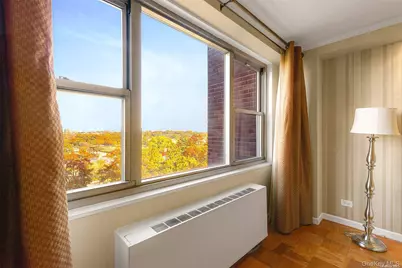 61-20 Grand Central Parkway #A804, Forest Hills, NY 11375 - Photo 12