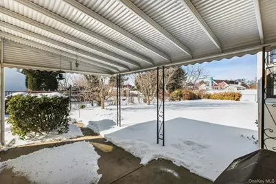 238 Loop Drive, Sayville, NY 11782 - Photo 20
