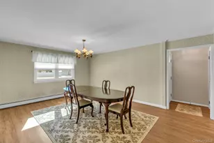 238 Loop Dr, Sayville, NY 11782 - Photo 4