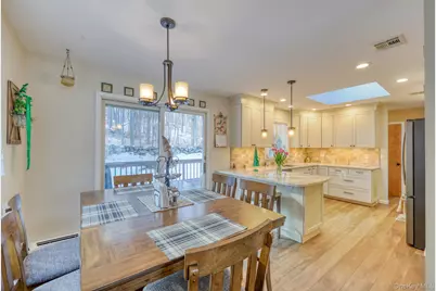 205 Beach Drive, Mahopac, NY 10541 - Photo 6