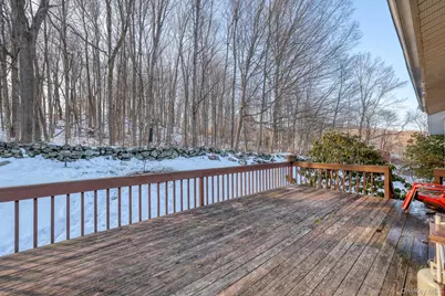 205 Beach Drive, Mahopac, NY 10541 - Photo 20