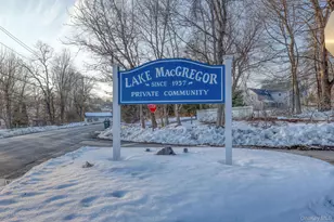 205 Beach Dr, Mahopac, NY 10541 - Photo 32