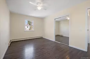 20 Alex Ln, Glen Cove, NY 11542 - Photo 14