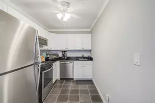 410 E Broadway, Long Beach, NY 11561 - Photo 10