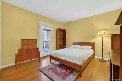 202 Falcon Court, Poughkeepsie, NY 12603 - Photo 16