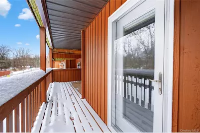 202 Falcon Court, Poughkeepsie, NY 12603 - Photo 18