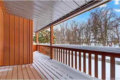 202 Falcon Court, Poughkeepsie, NY 12603 - Photo 20