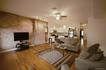 328 Main Street, Poughkeepsie, NY 12601 - Photo 8