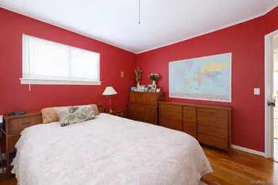 1762 Broadway, New Hyde Park, NY 11040 - Photo 10