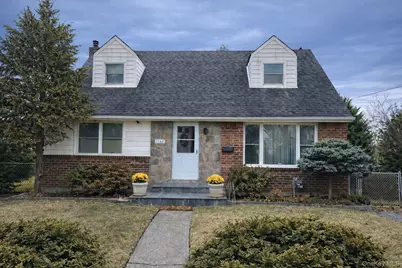 1762 Broadway, New Hyde Park, NY 11040 - Photo 1